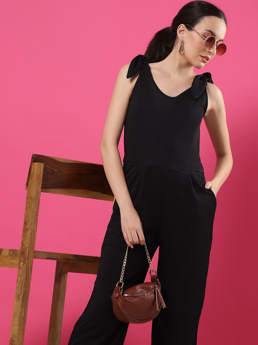

Rigo V Neck Sleeveless Basic Jumpsuit, Black