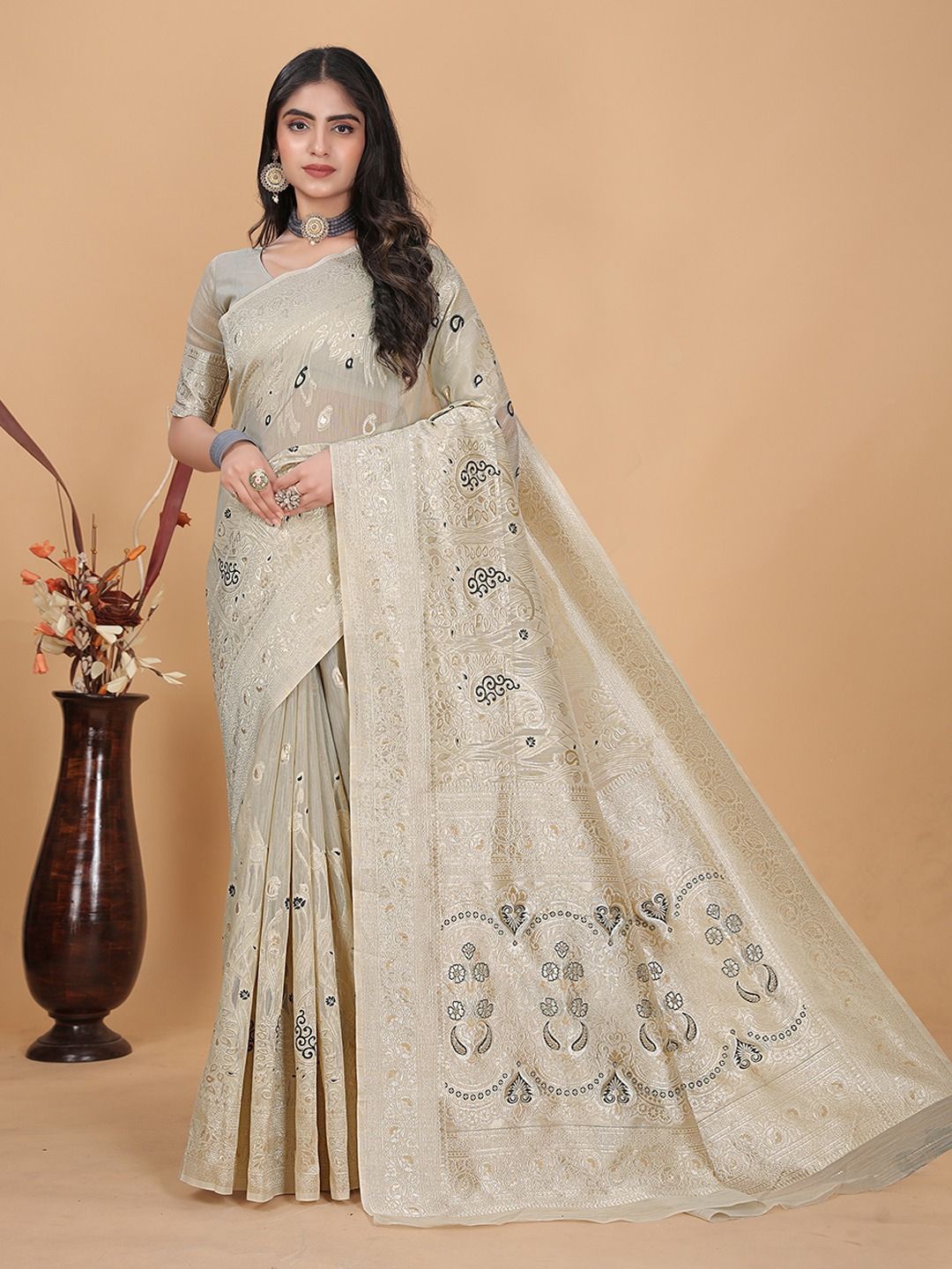 

RUDIT CREATION Ethnic Motifs Zari Saree, Grey