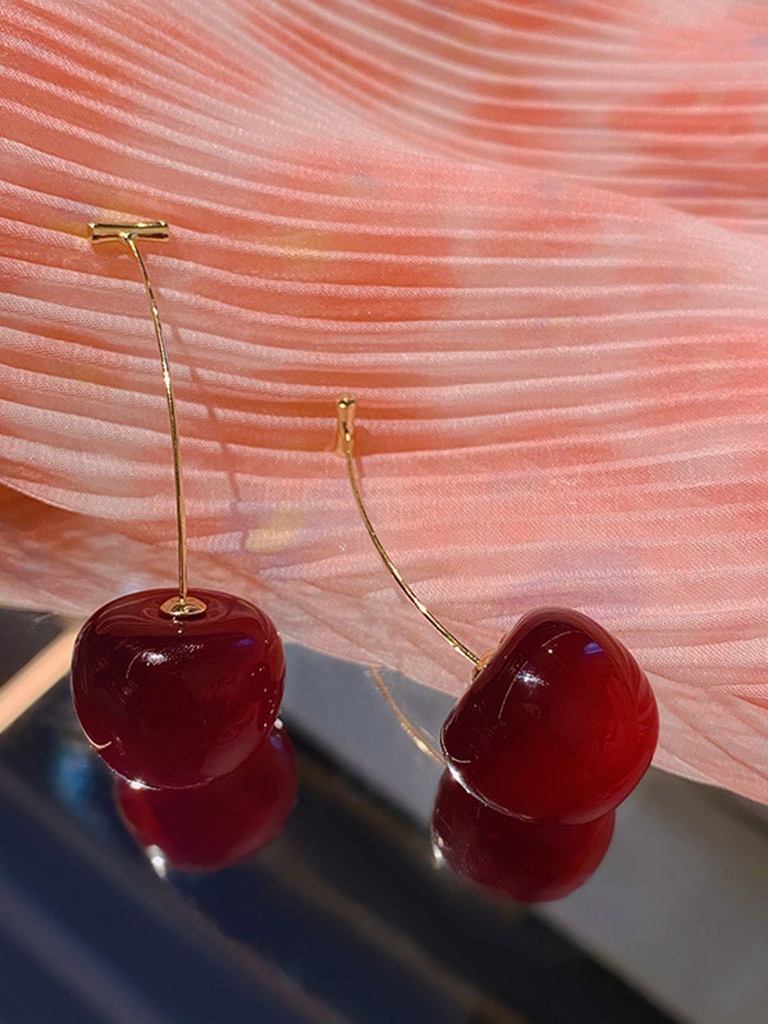 

FIMBUL Cherry Fruit Classic Drop Earrings, Red