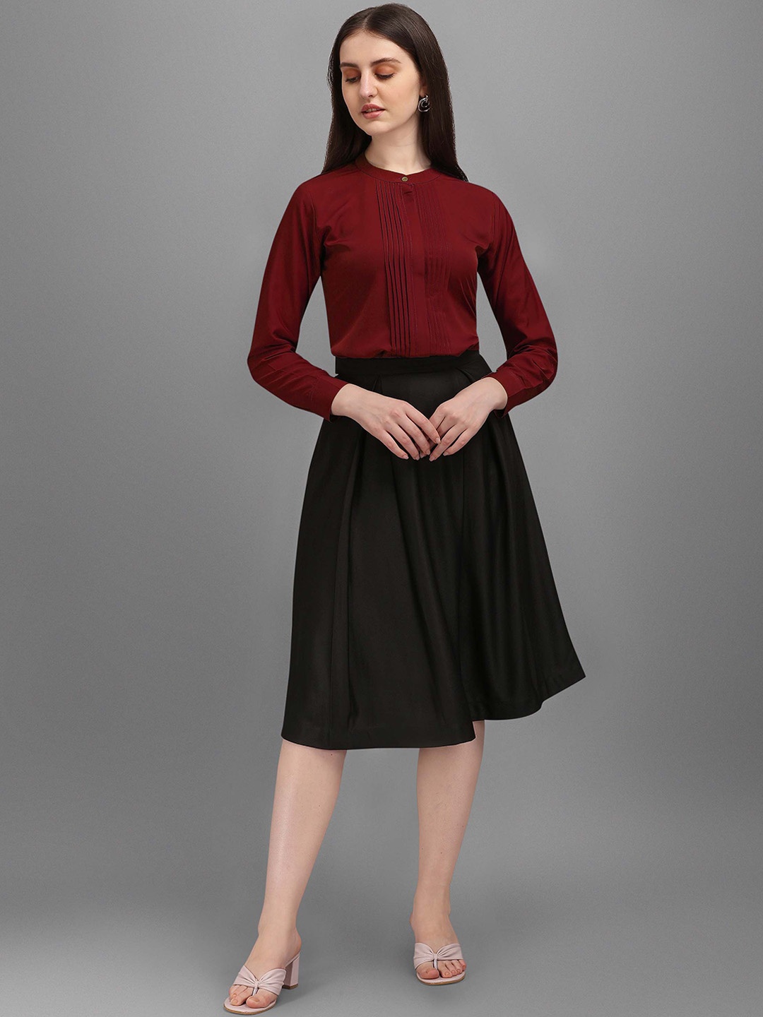 

Kinjo Band Collar Top With Skirt, Maroon