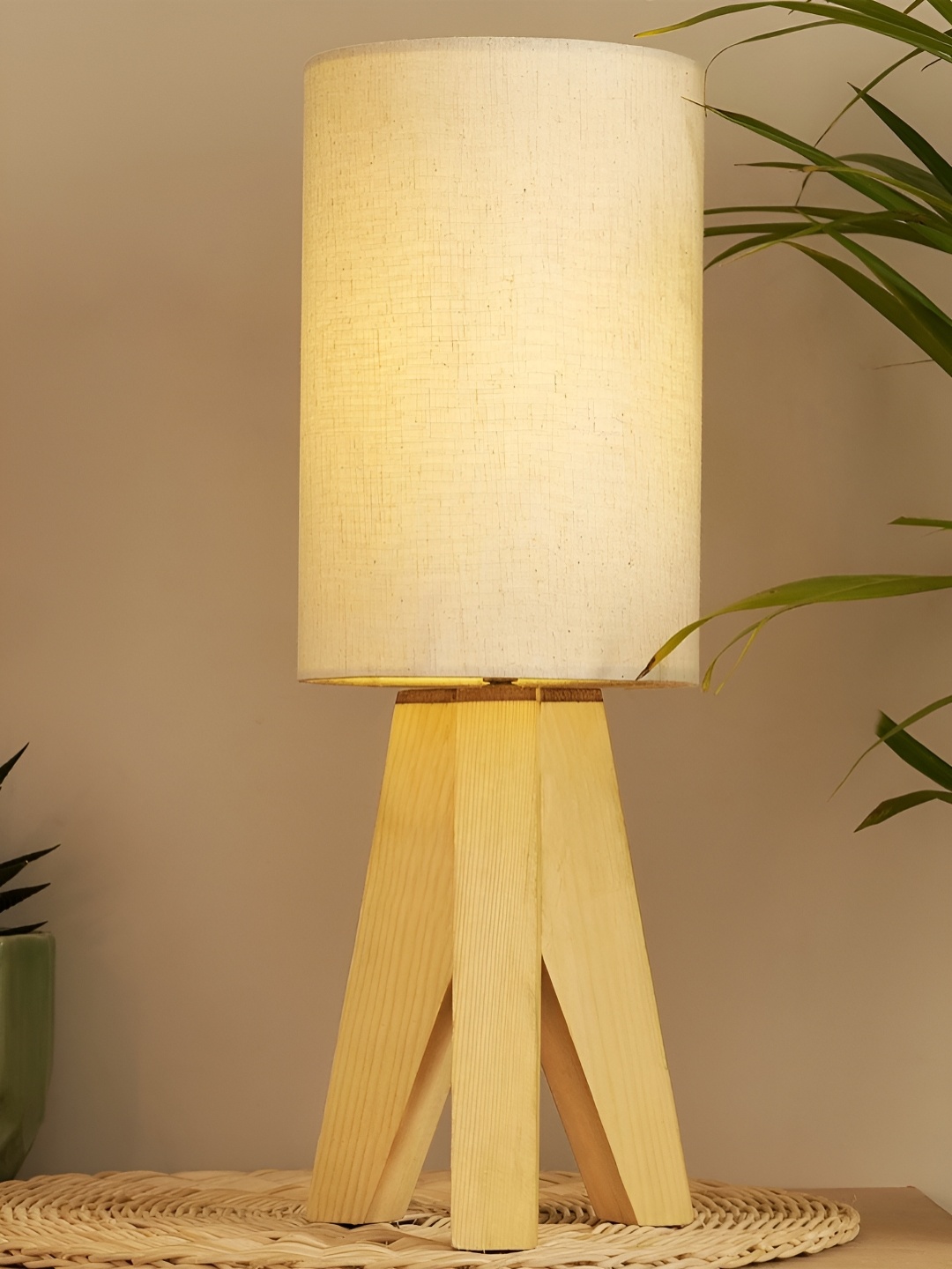 

Decazone Beige & White Cotton Cylindrical Shaped Table Lamp