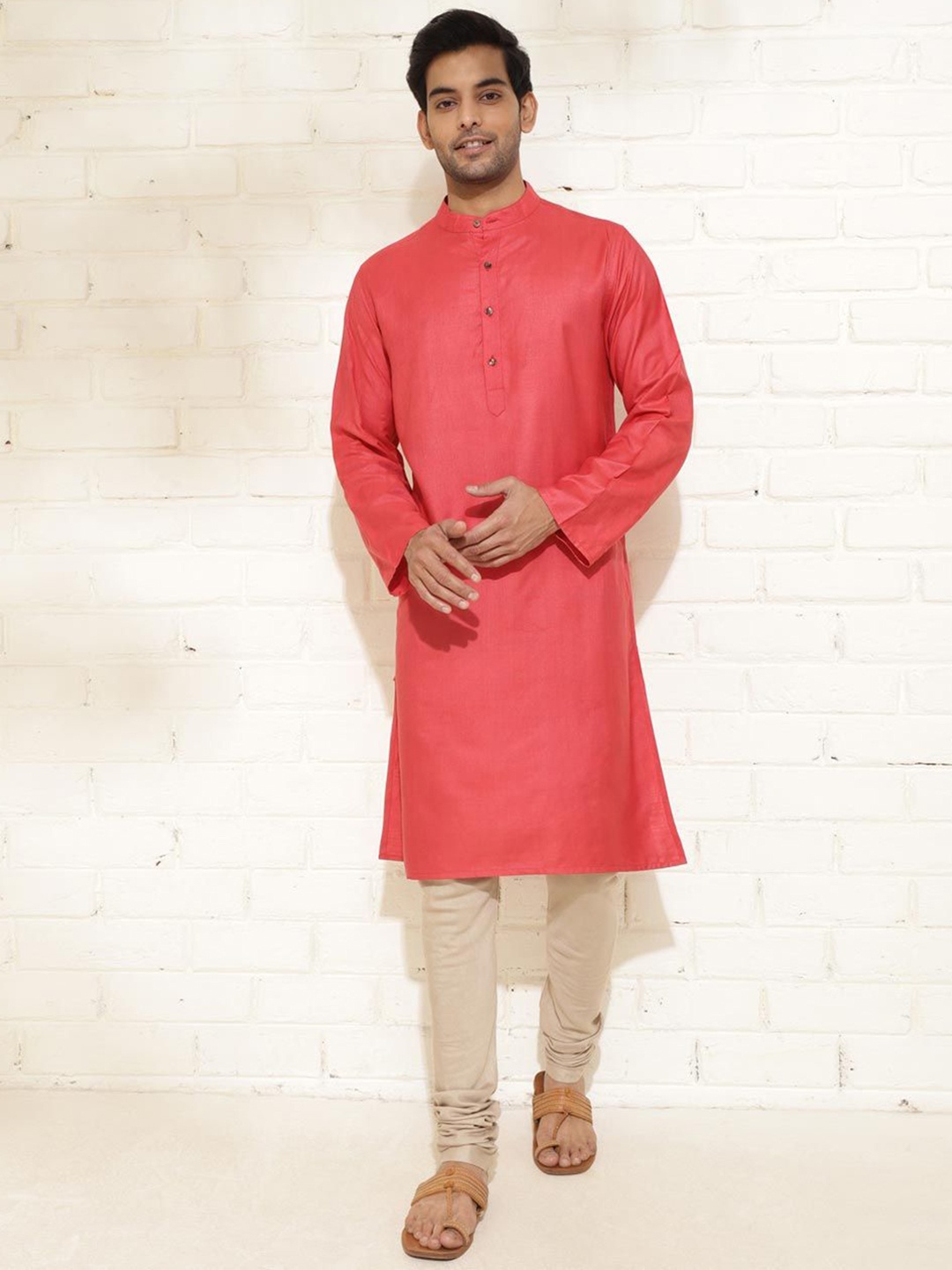 

Fabindia Band Collar Slim Fit Straight Kurta, Red