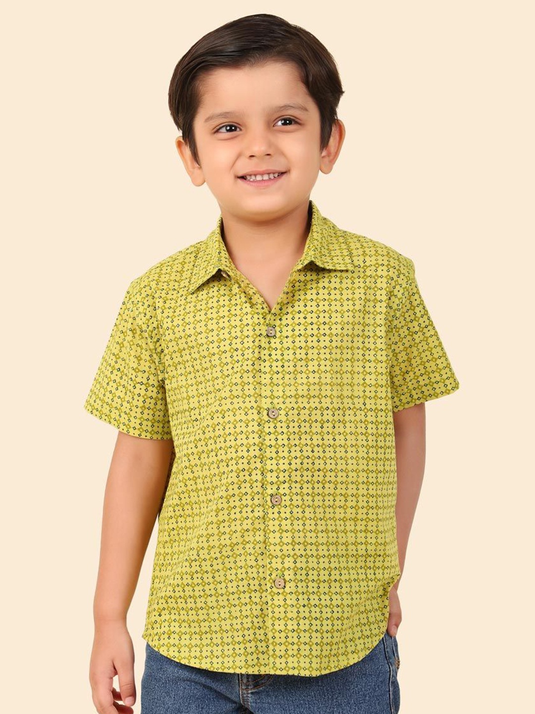 

Fabindia Boys Micro Ditsy Printed Spread Collar Casual Shirt, Green