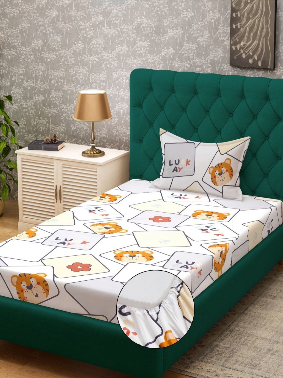 

KLOTTHE White Cartoon Character Printed 300TC Single Fitted Bedsheet With Pillow Cover