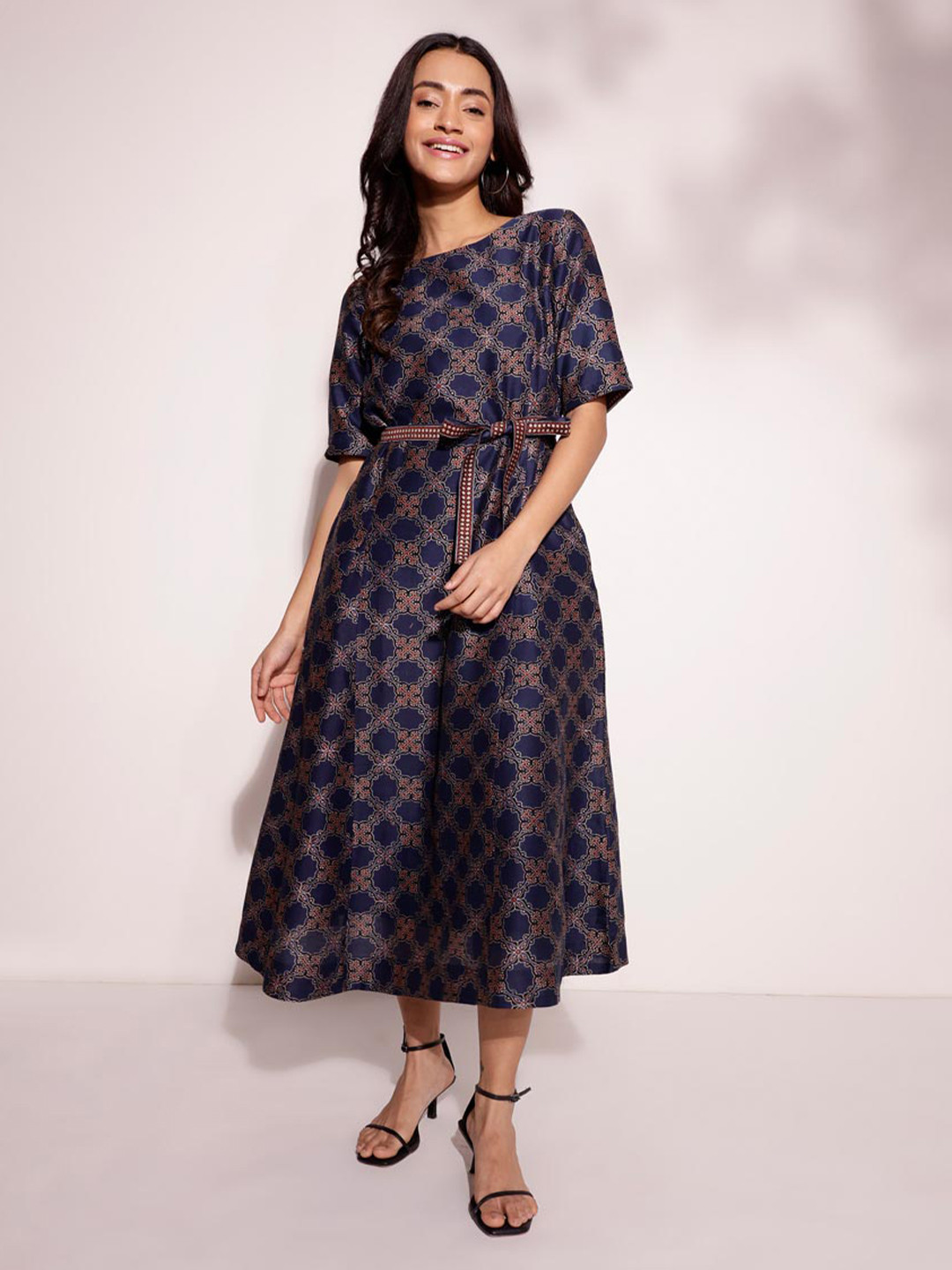 

Fabindia Women Fit & Flare Midi Dress, Blue