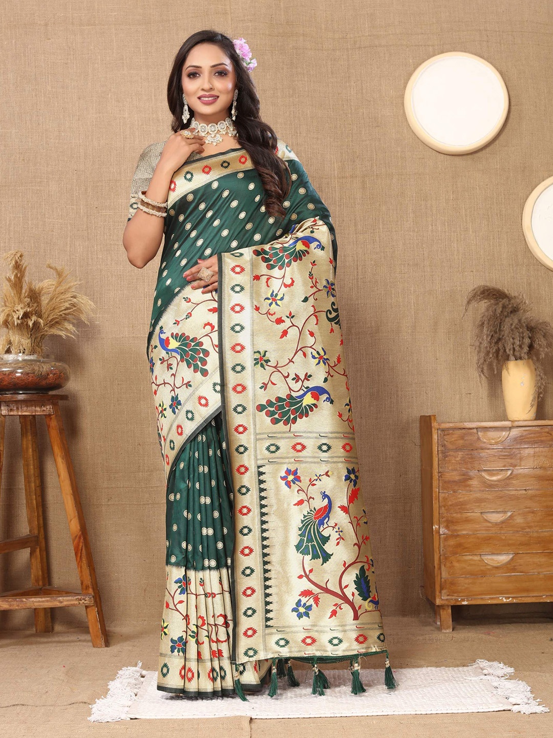 

Upalksh Ethnic Motifs Zari Pure Silk Paithani Saree, Green
