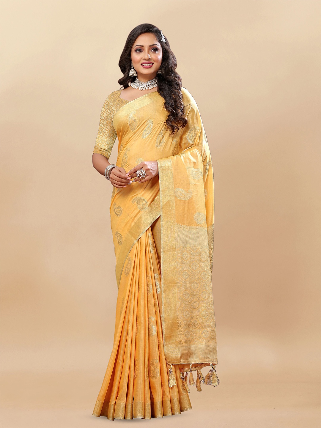 

Upalksh Woven Design Zari Banarasi Saree, Yellow