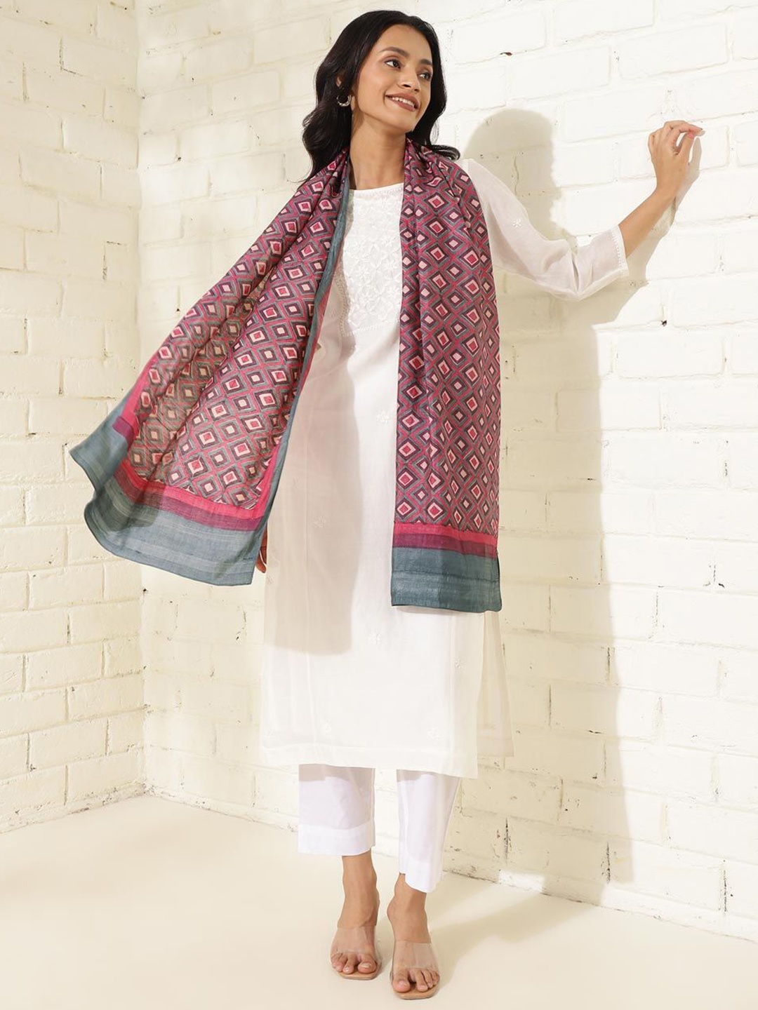 

Fabindia Women Hand Block Printed Stole, Magenta