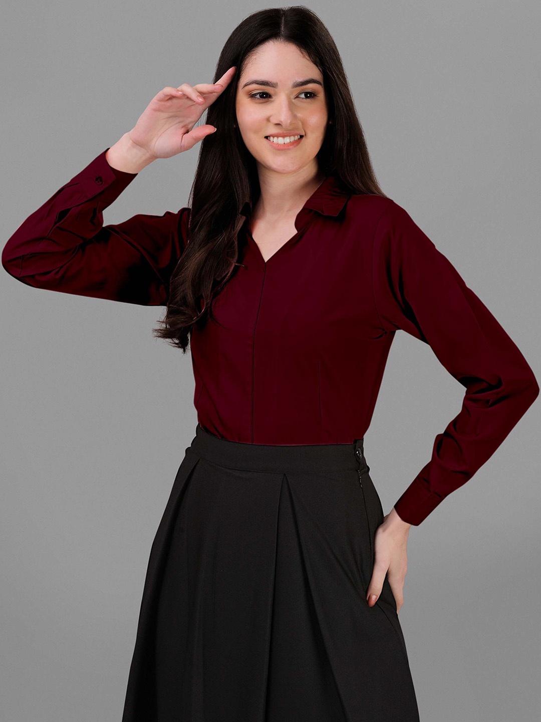 

Kinjo Shirt Collar Shirt & Skirt, Maroon