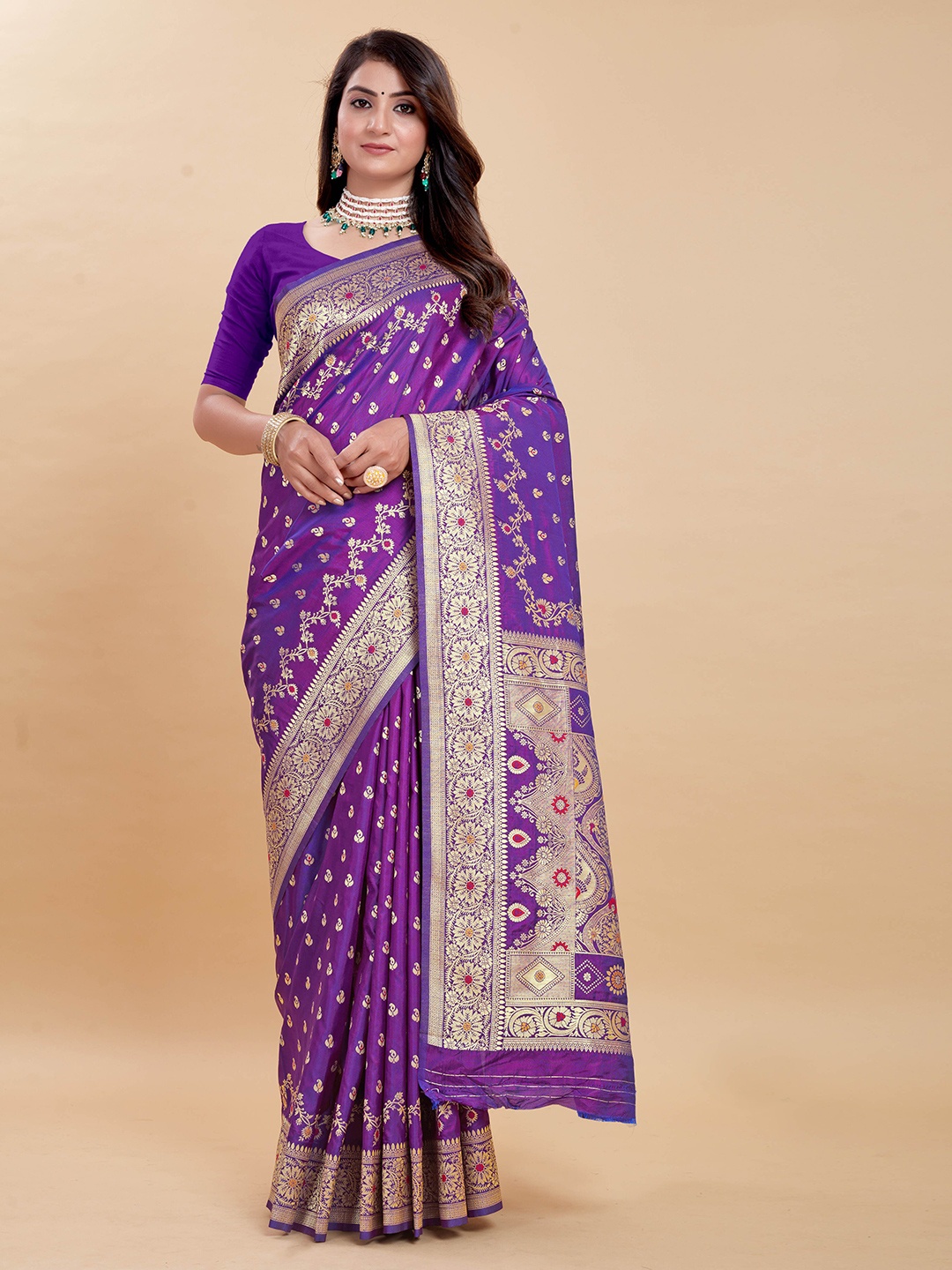 

Rujave Woven Design Zari Pure Silk Kanjeevaram Saree, Purple