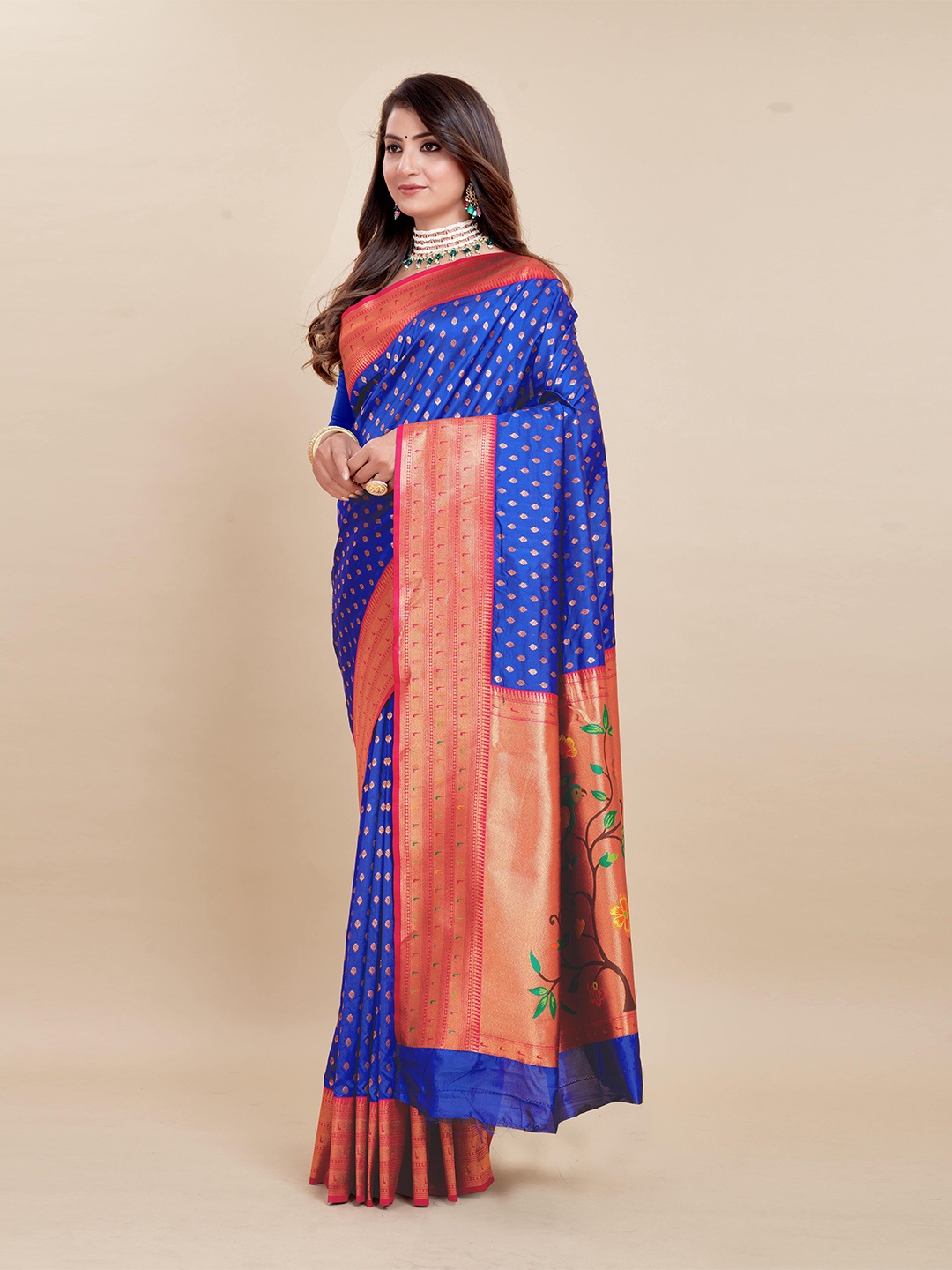 

Rujave Woven Design Zari Pure Silk Kanjeevaram Saree, Blue