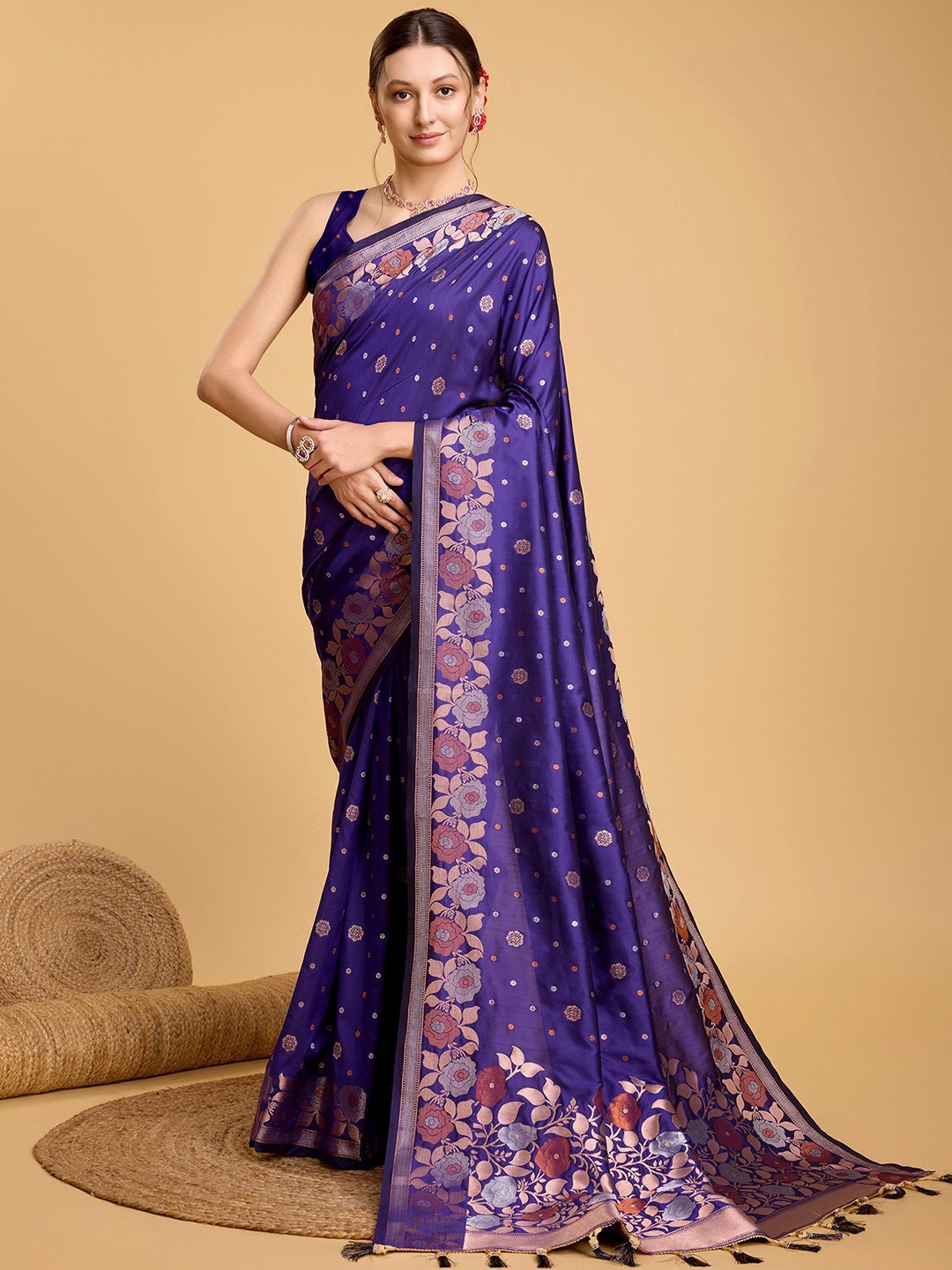 

HEER FASHION Woven Design Zari Banarasi Saree, Purple