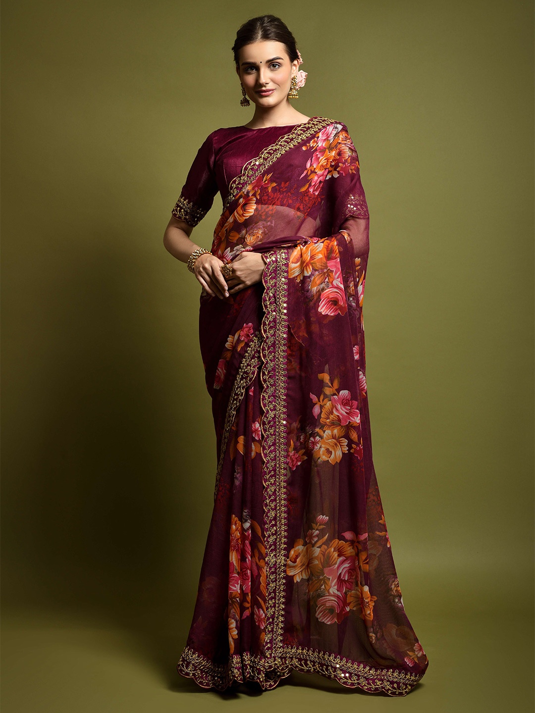 

CANIZZARO Floral Sequinned Pure Georgette Saree, Red