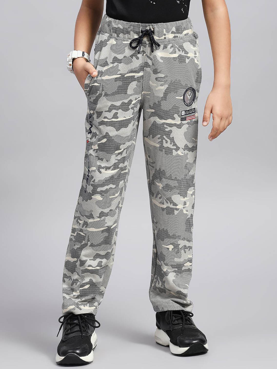 

Monte Carlo Boys Printed Track Pants, Grey