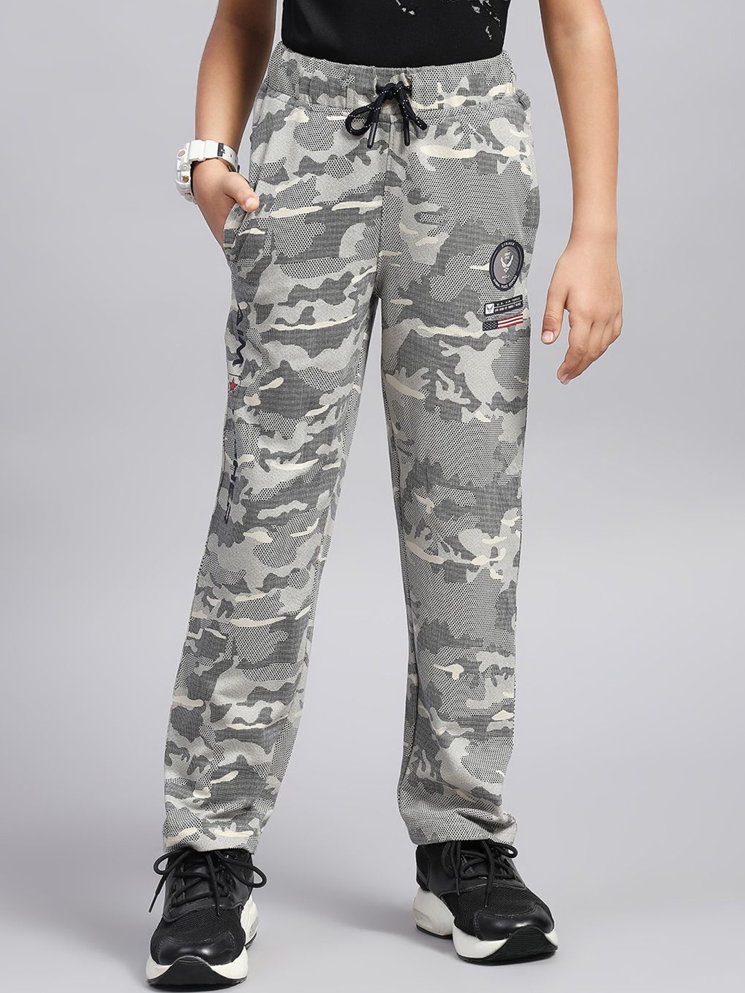 

Monte Carlo Boys Printed Track Pants, Grey