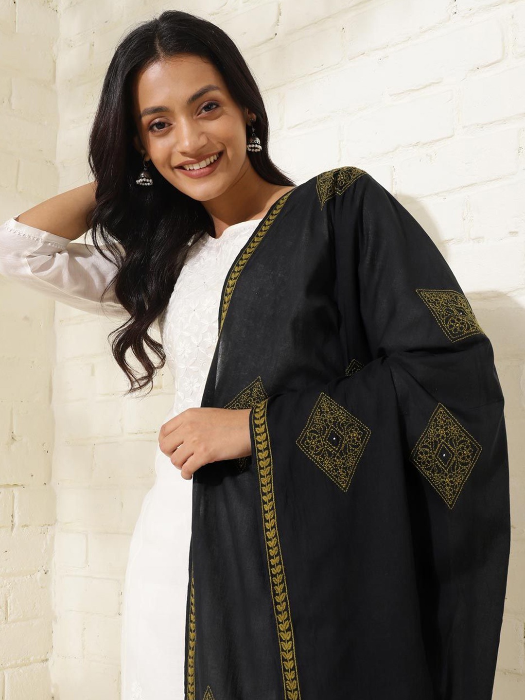 

Fabindia Ethnic Motifs Embroidered Cotton Dupatta, Black