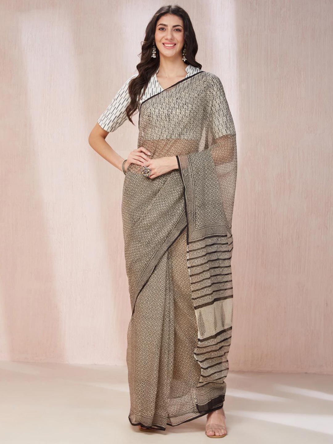 

Fabindia Ethnic Motifs Bagru Saree, Beige