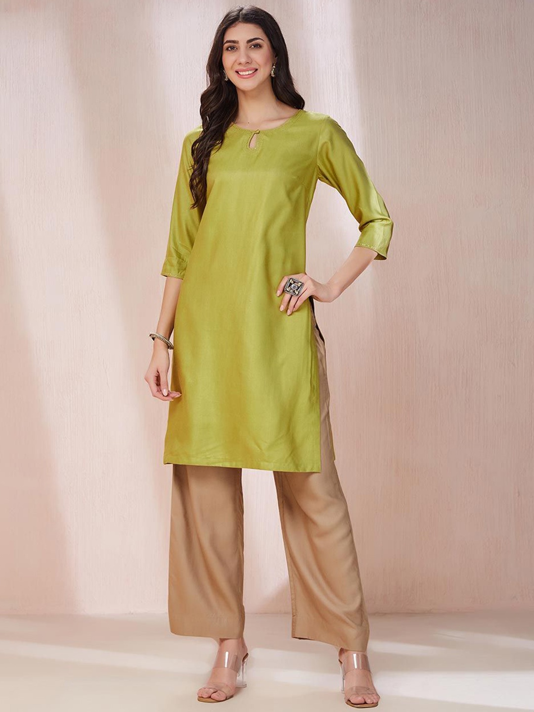 

Fabindia Keyhole Neck Straight Kurta, Green