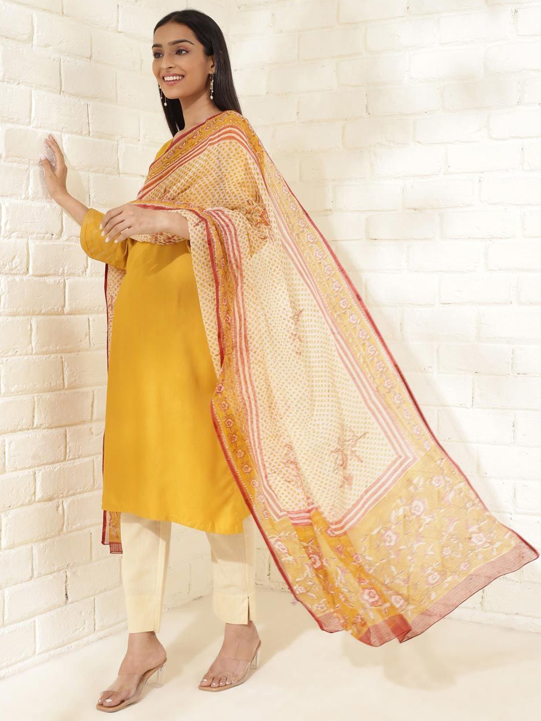 

Fabindia Floral Printed Cotton Silk Dupatta, Yellow