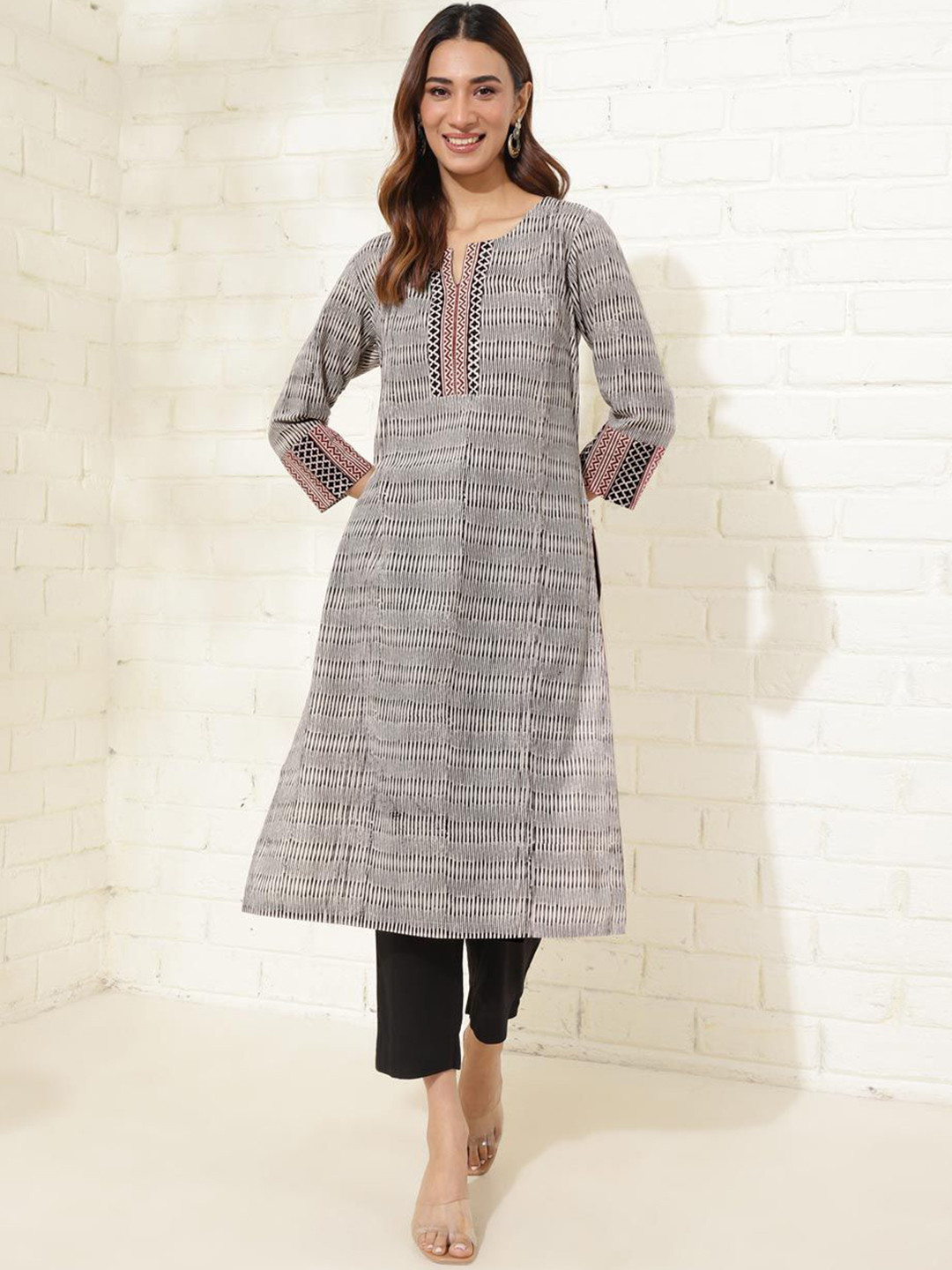 

Fabindia Abstract Printed Cotton Straight Kurta, Beige