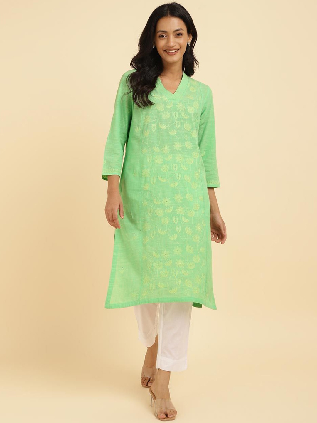 

Fabindia Floral Embroidered V-Neck Thread Work Knee Length Cotton Straight Kurta, Green