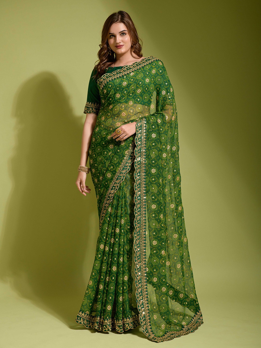 

CANIZZARO Bandhani Print Sequinned Pure Georgette Saree, Green