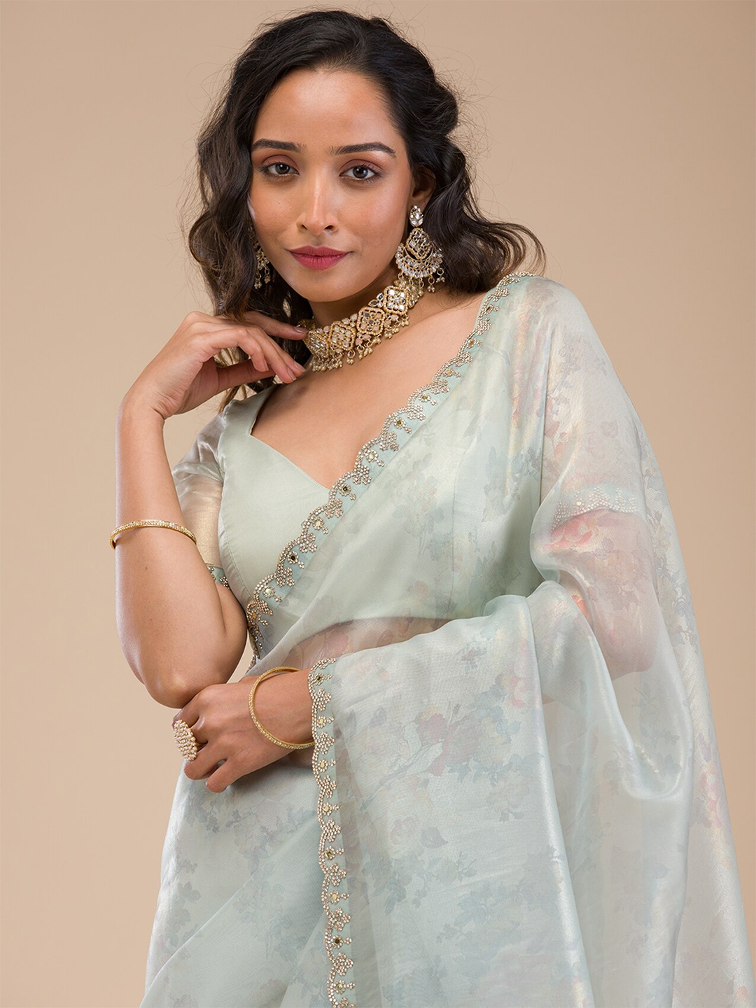

Koskii Floral Beads and Stones Tissue Saree, Blue