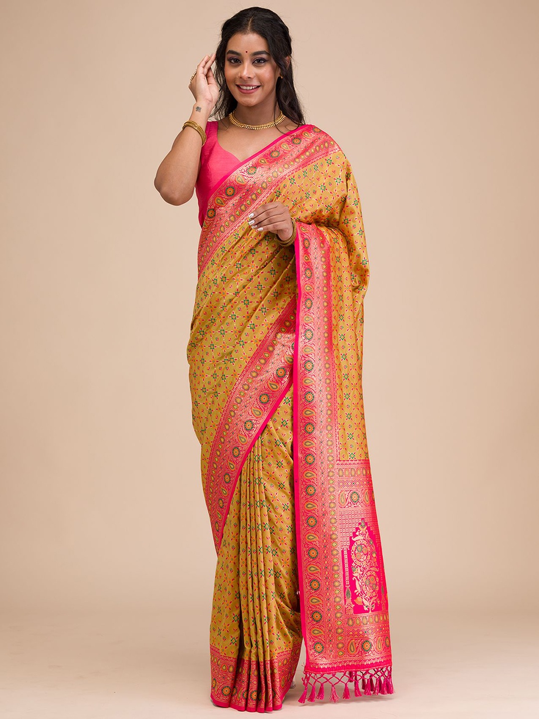 

Koskii Woven Design Zari Saree, Yellow