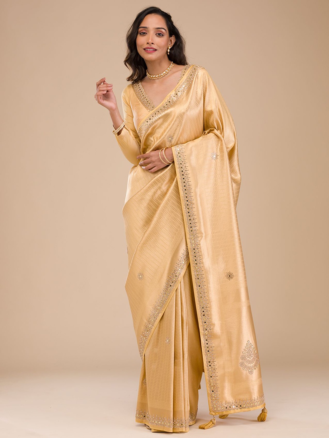 

Koskii Woven Design Mirror Work Saree, Yellow