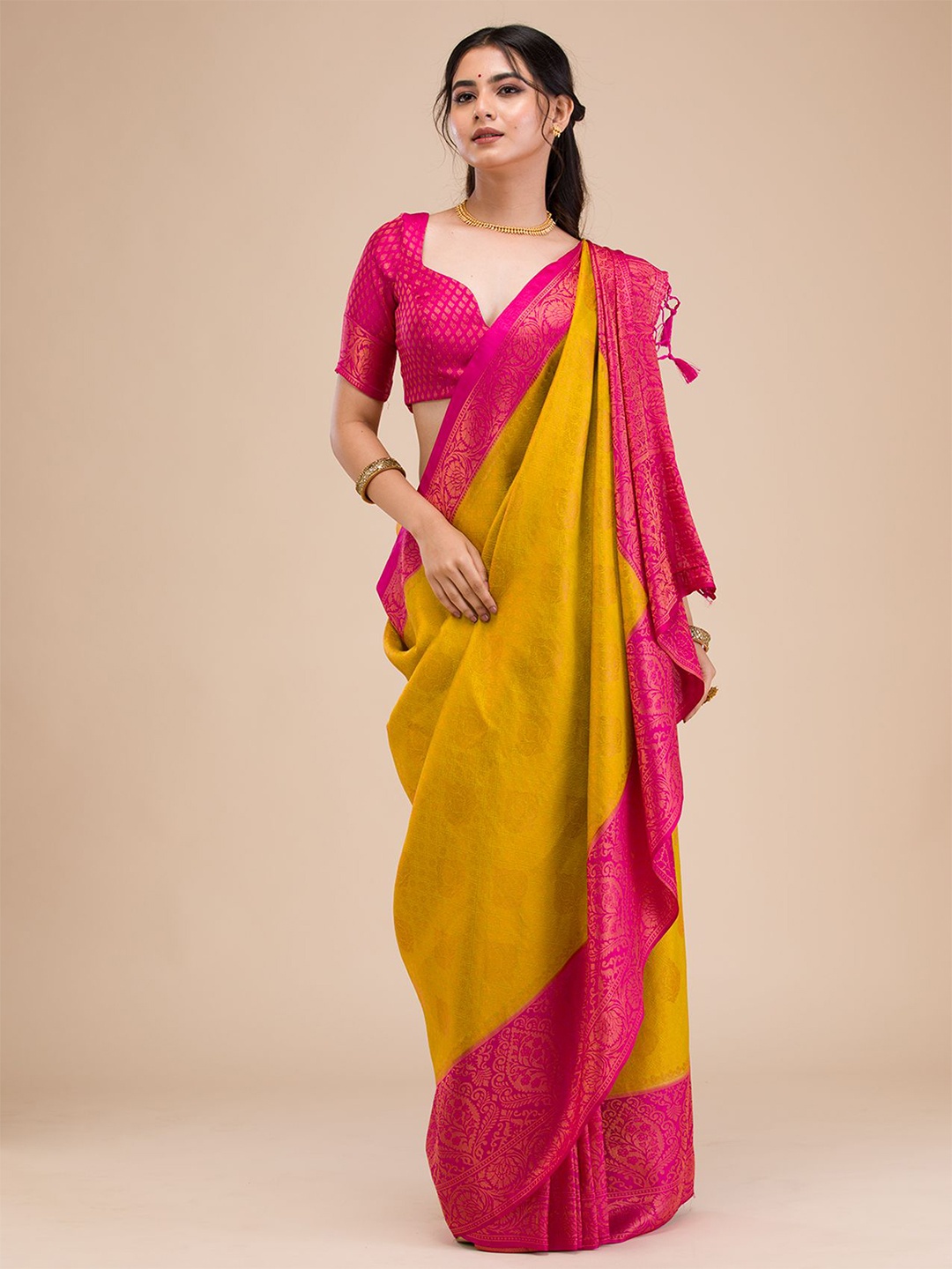 

Koskii Woven Design Zari Saree, Yellow