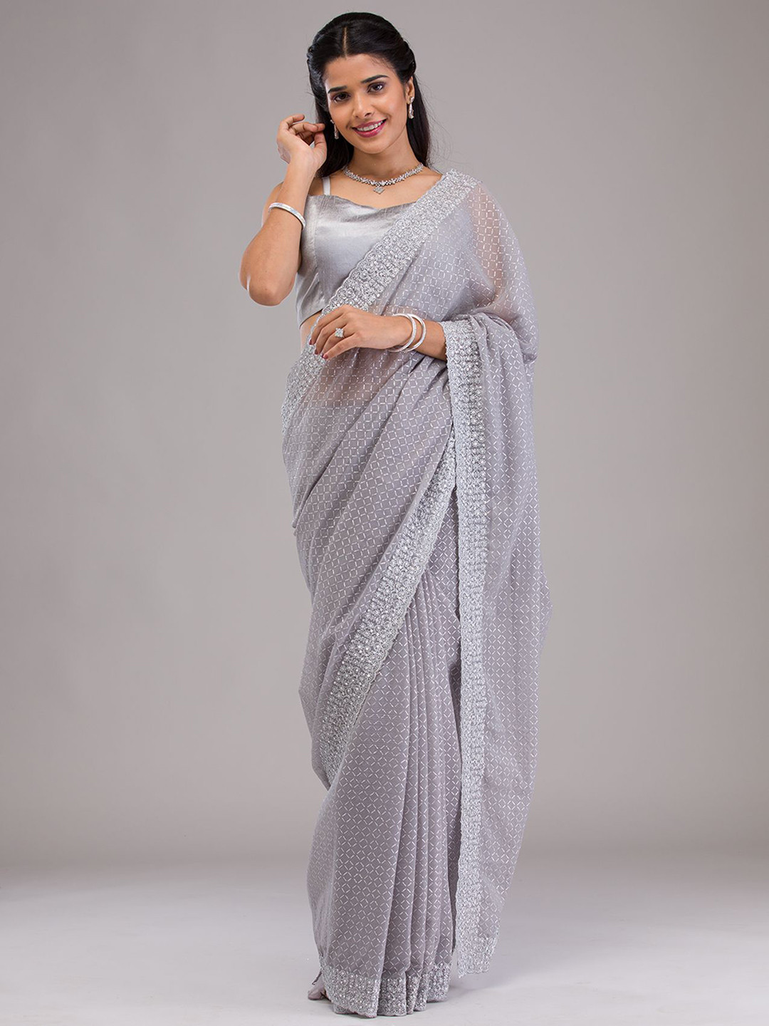 

Koskii Embellished Beads and Stones Pure Georgette Saree, Grey