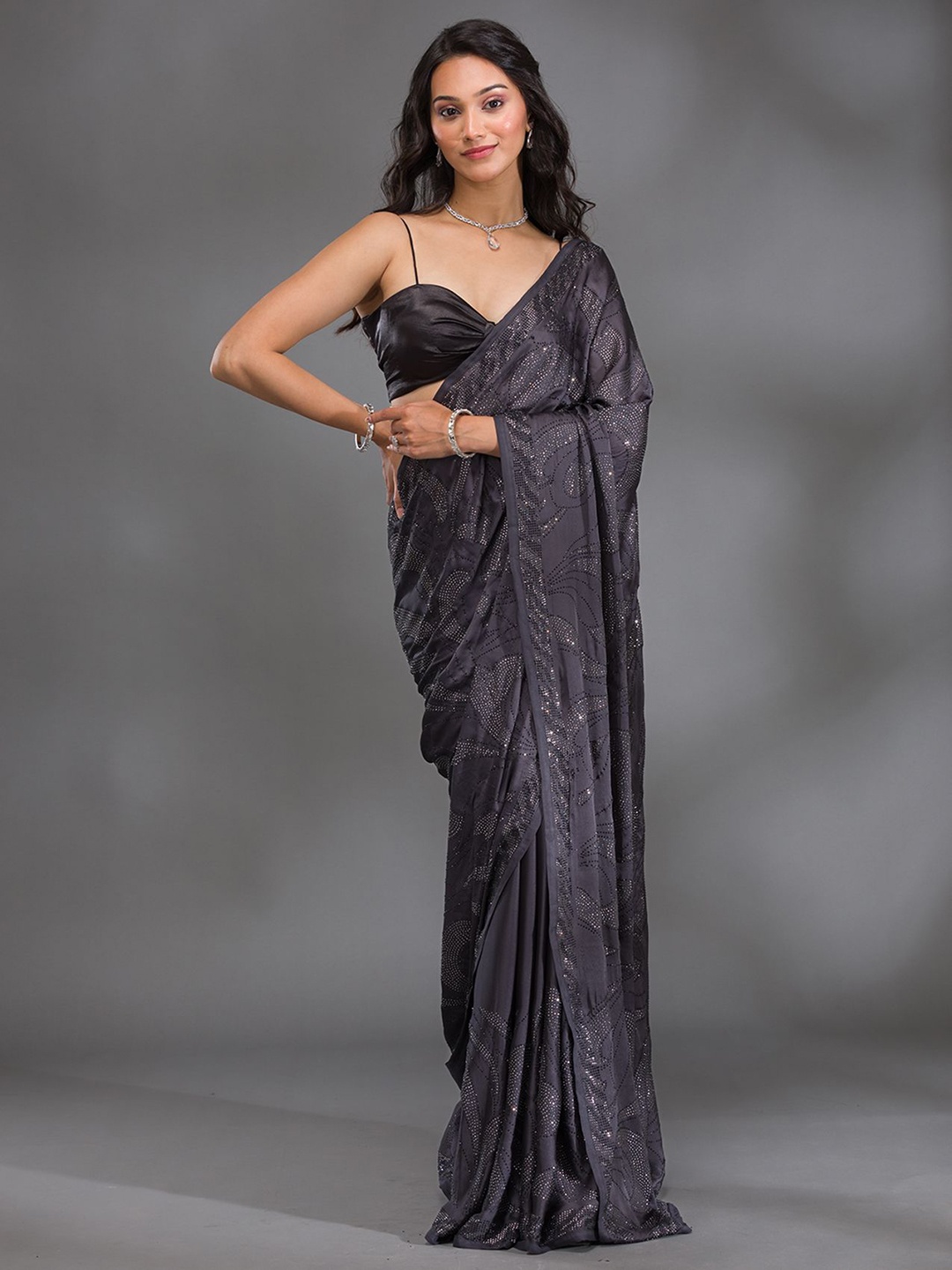

Koskii Embellished Beads and Stones Satin Saree, Grey