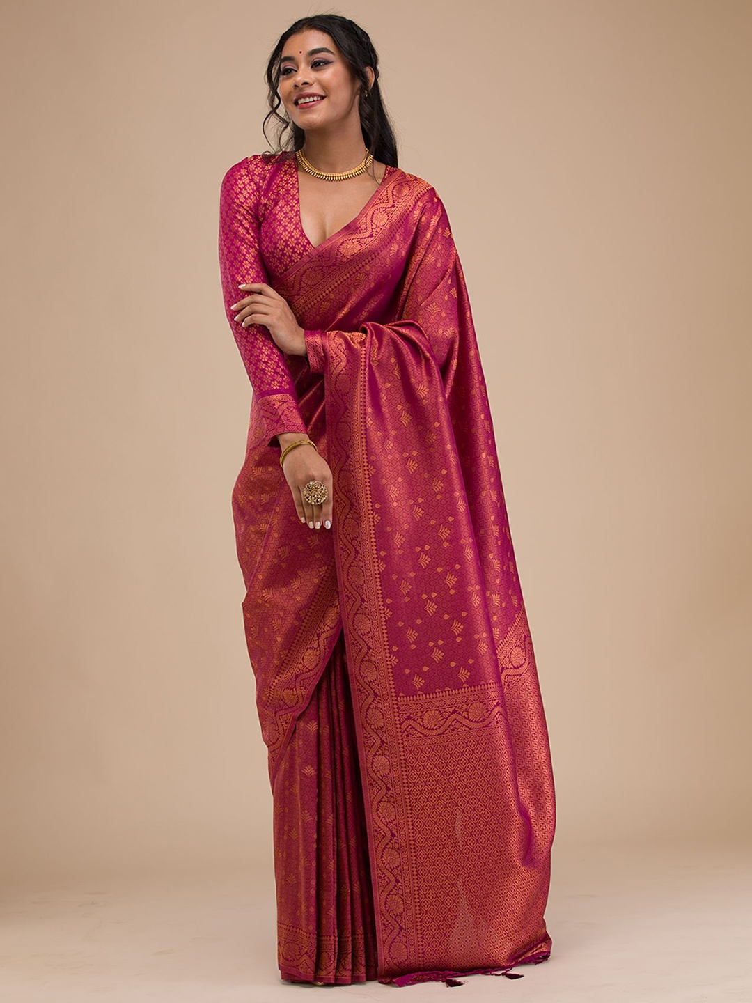 

Koskii Woven Design Zari Saree, Magenta