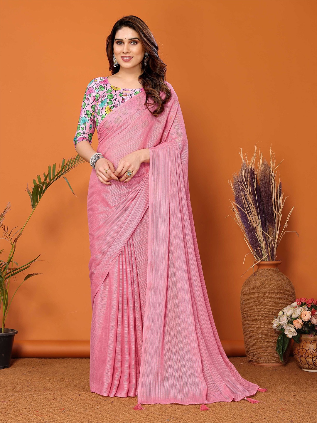 

Mitera Striped Saree With Unstitched Blouse Piece, Pink