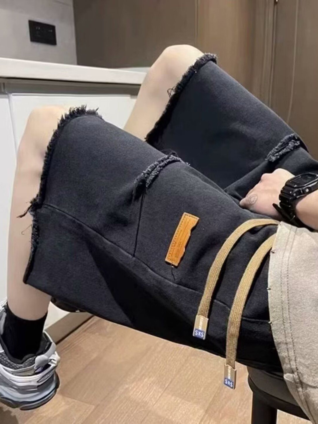 

StyleCast Men Black Mid-Rise Relaxed Fit Shorts