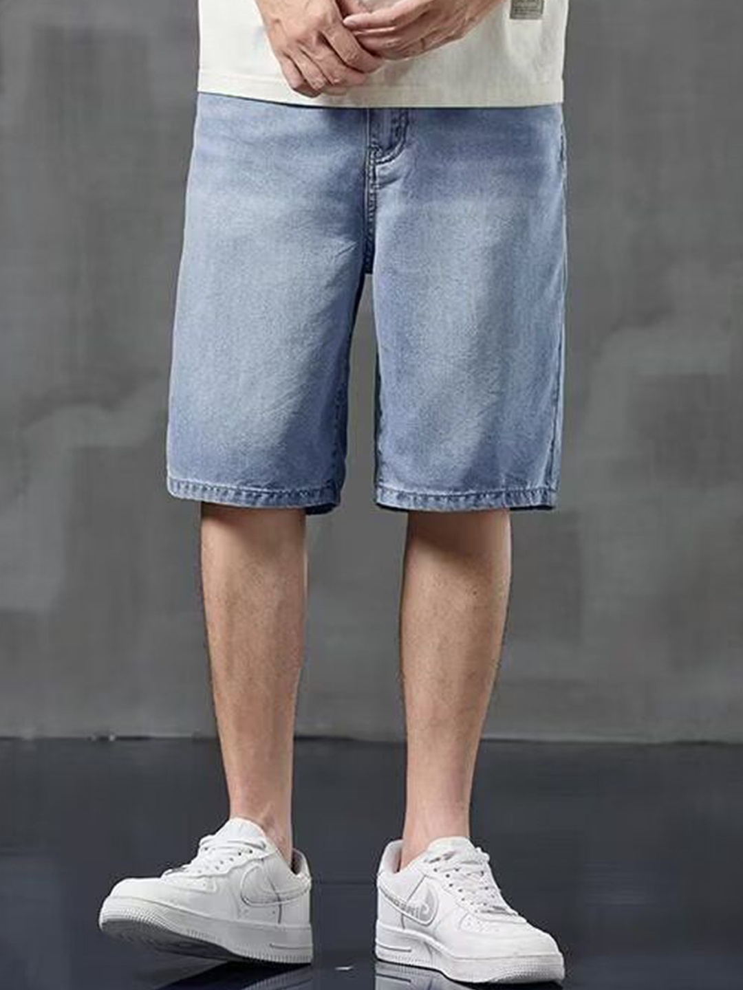 

StyleCast Men Blue Washed Mid-Rise Cotton Denim Shorts