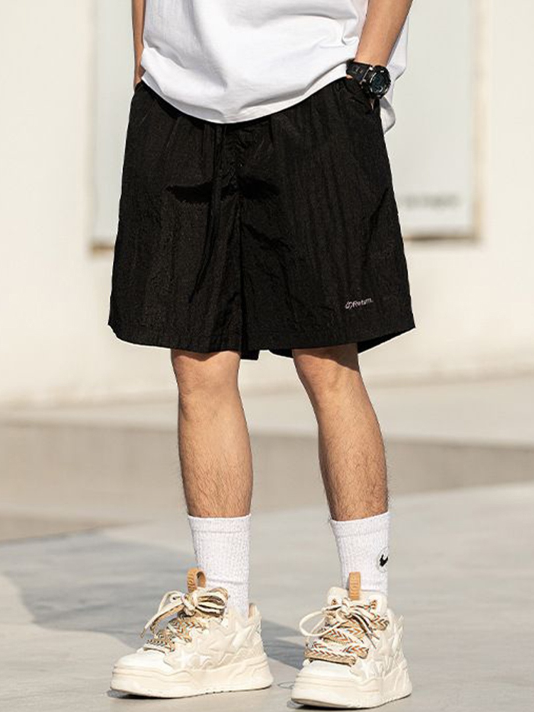 

StyleCast Men Black Mid-Rise Relaxed Fit Shorts