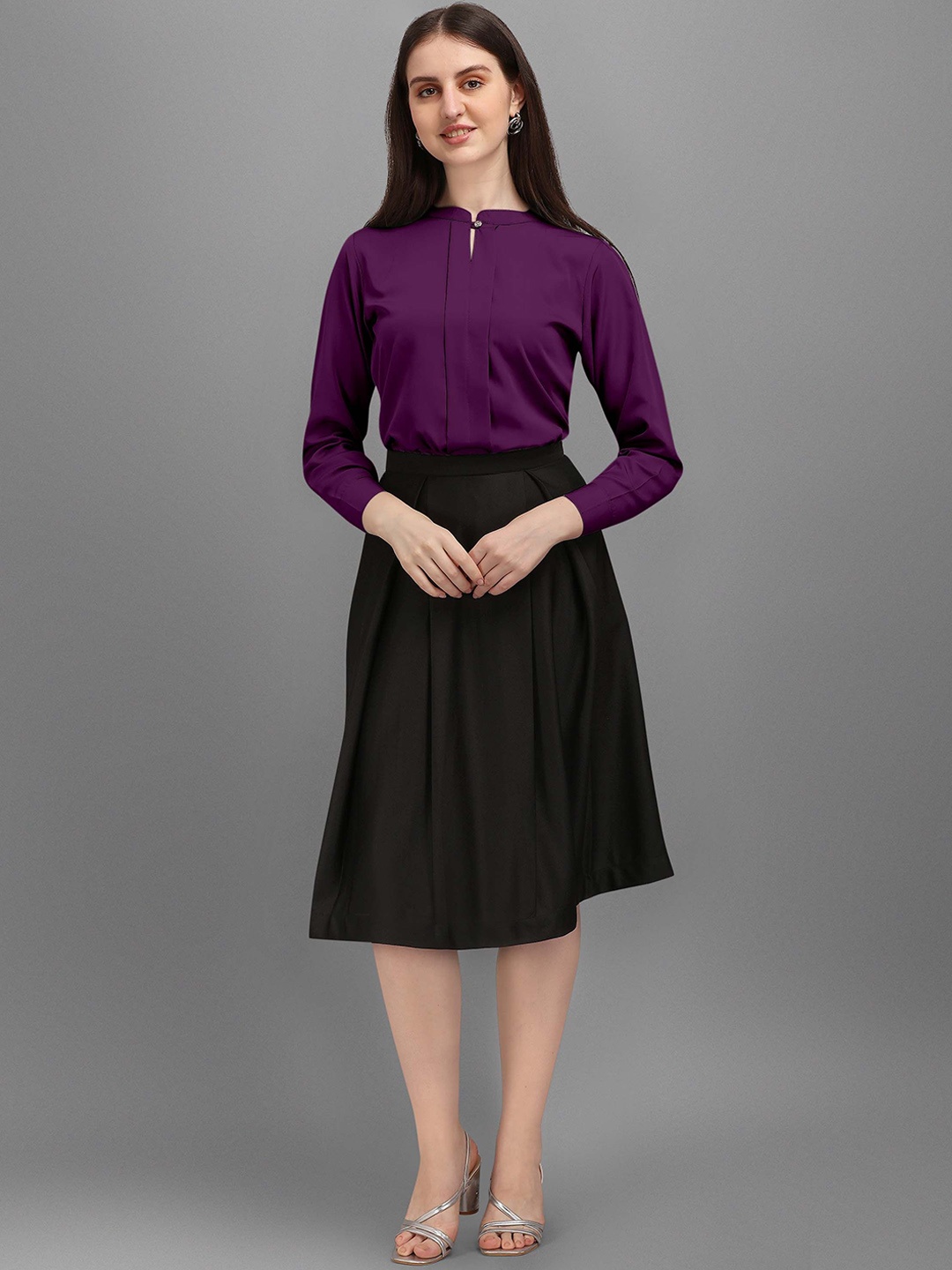 

Kinjo Mandarin Collar Cuffed Sleeves Pleated Casual Top With Skirt, Purple