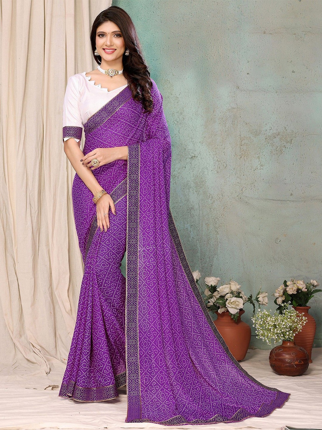 

KALINI Bandhani Saree With Blouse Piece, Purple