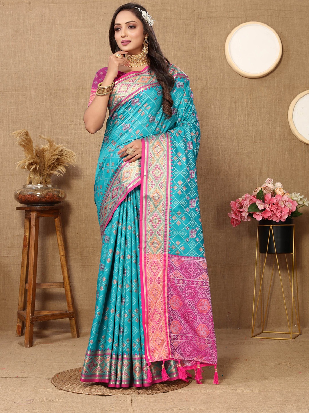 

Upalksh Woven Design Zari Pure Silk Patola Saree, Turquoise blue