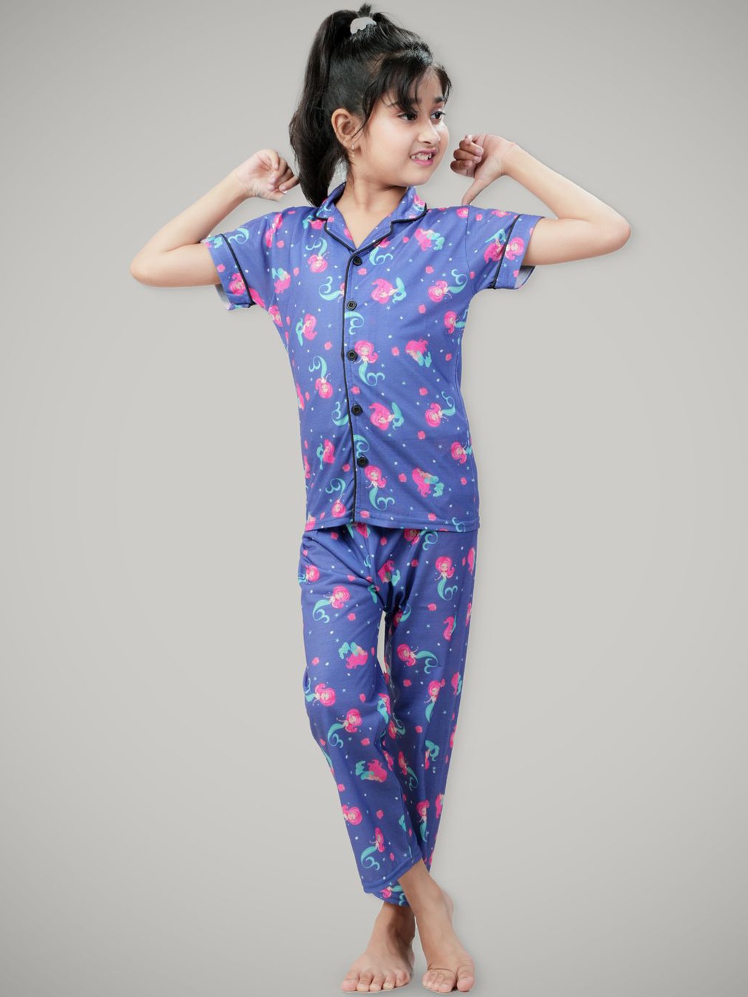 

BURBN Girls Printed Night suit, Blue