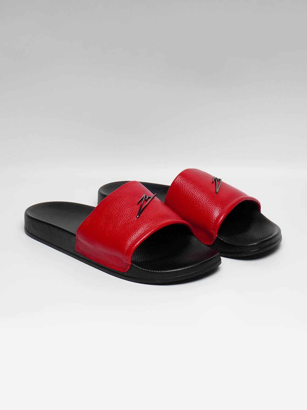 

ZEESH Men Printed Sliders, Red