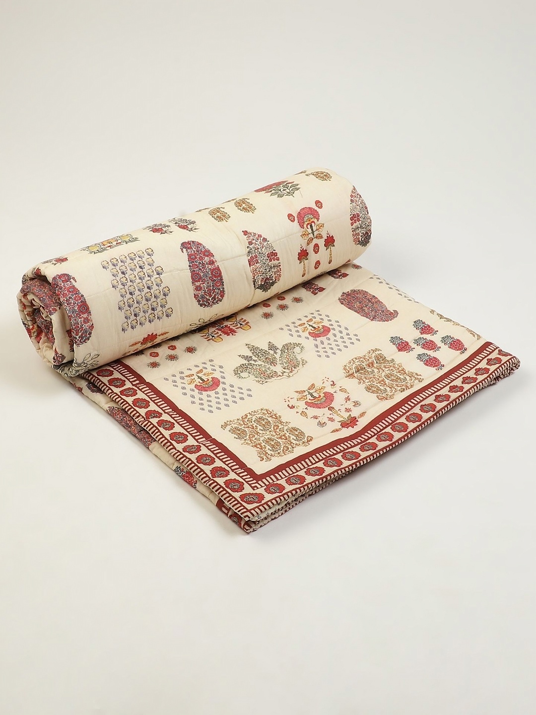 

Ritu Kumar Off White & Red Ethnic Motifs Printed AC Room 110 GSM Double Bed Quilt
