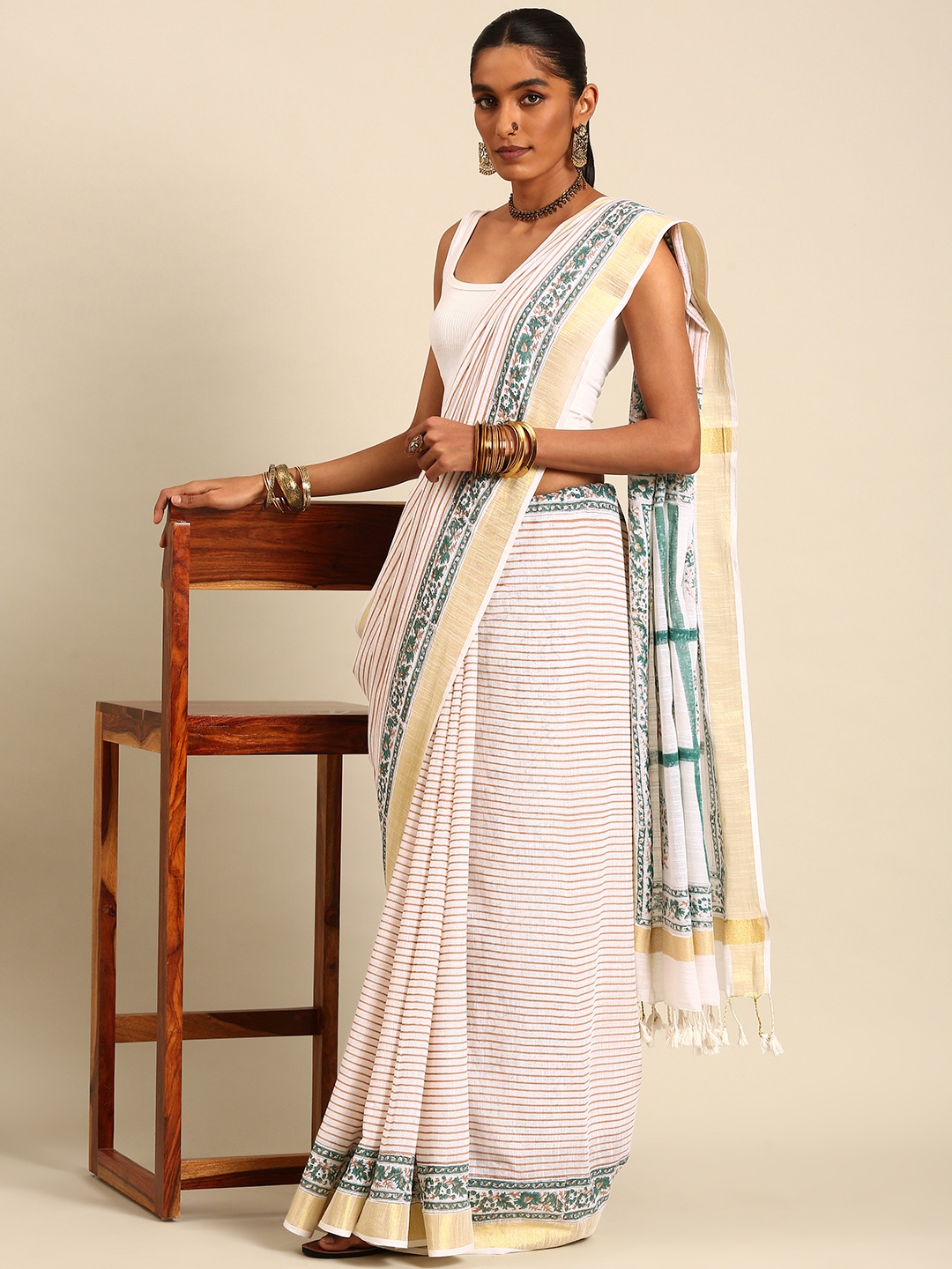 

Taavi Striped & Floral Sanganeri Hand Block Printed Zari Saree, Off white