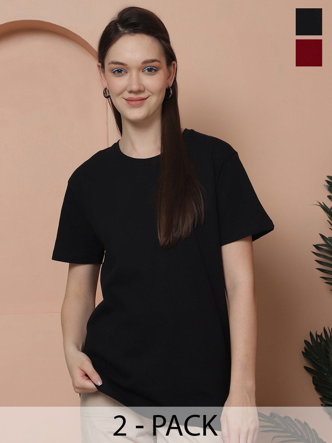Friskers Women Pack Of 2 Solid Pure Cotton Oversized T-shirts, Black