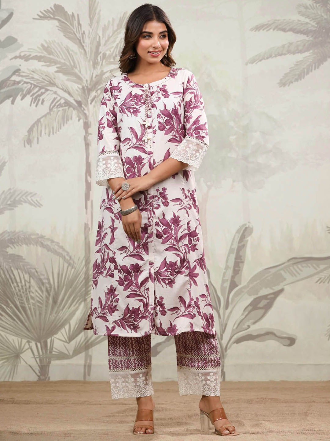 

Meena Bazaar Floral Printed Straight Kurta With Trousers, Purple