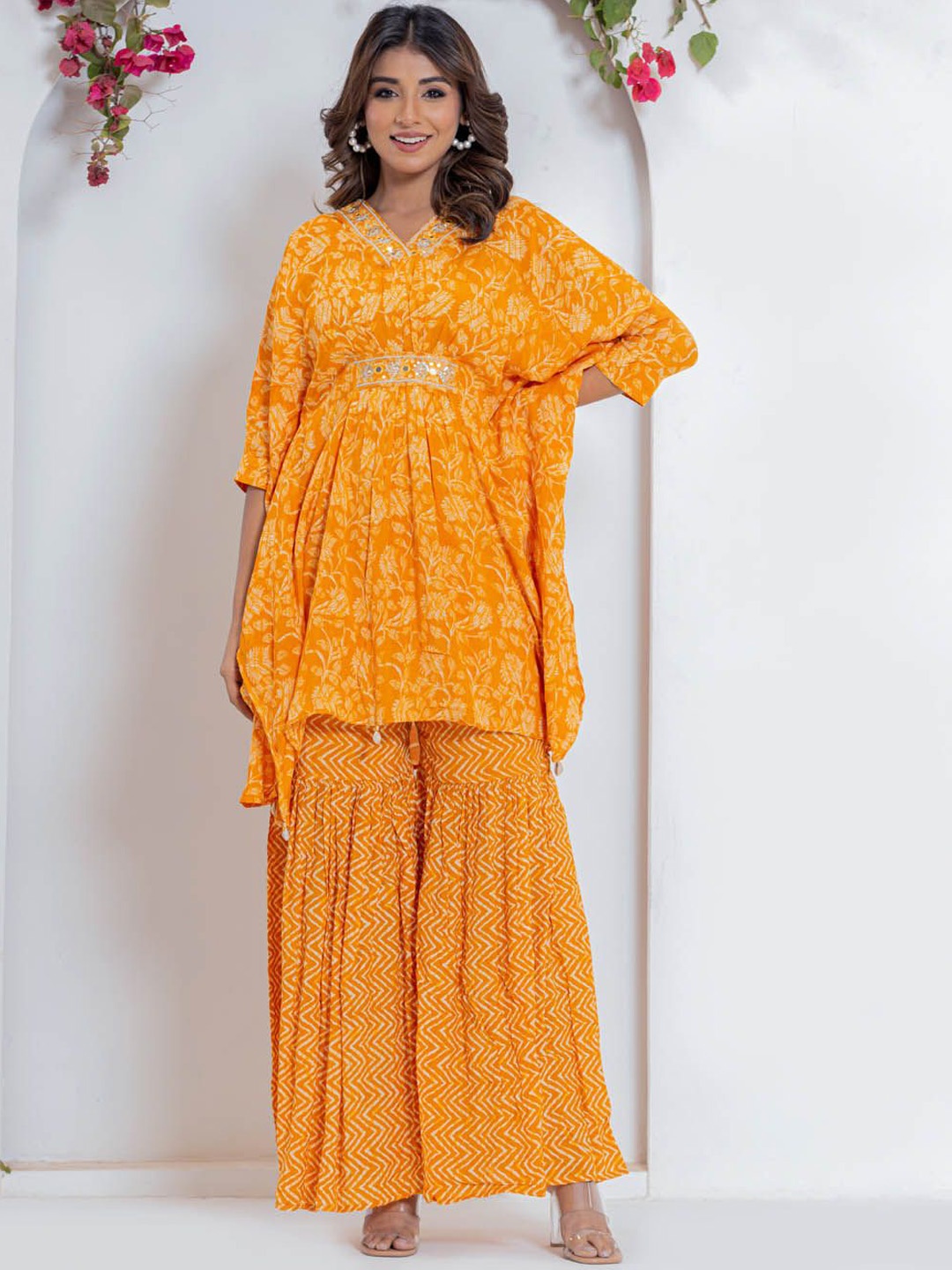 

Meena Bazaar Floral Printed Kaftan Kurta with Sharara, Mustard