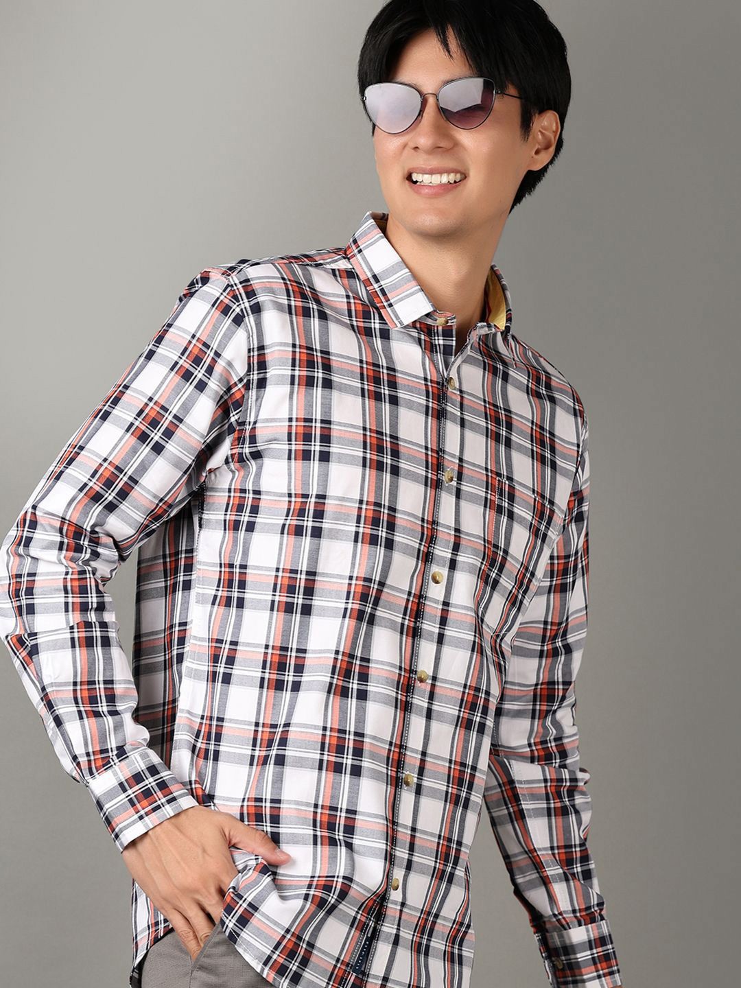

V-Mart Men Classic Tartan Checks Opaque Checked Casual Shirt, White