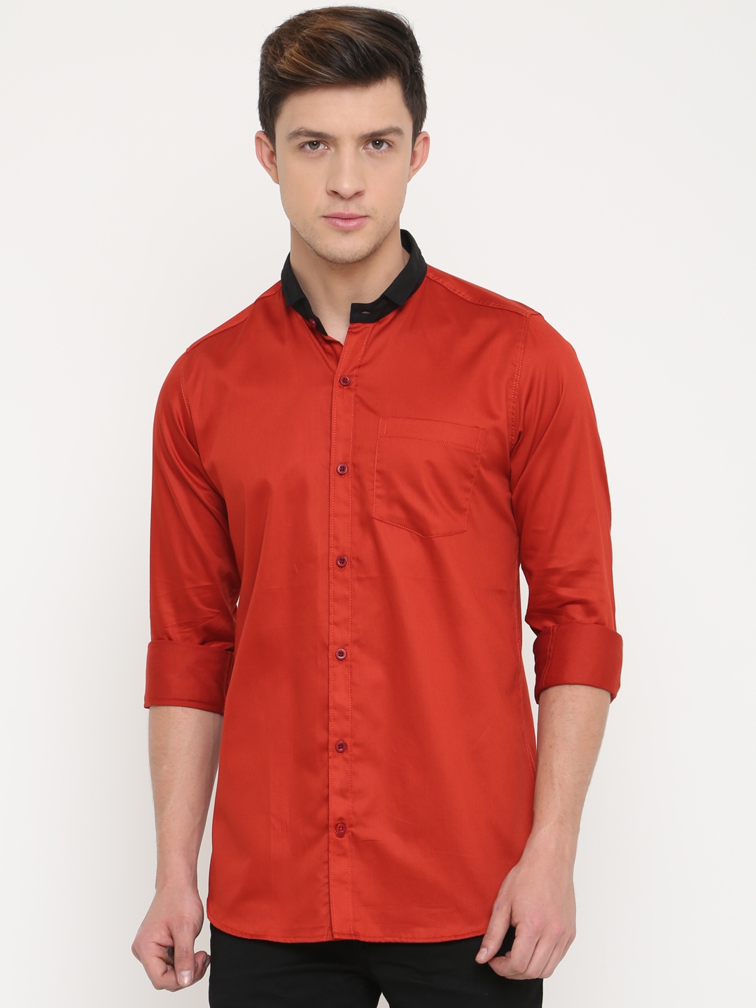 

Cross Court Men Red Slim Fit Solid Casual Shirt