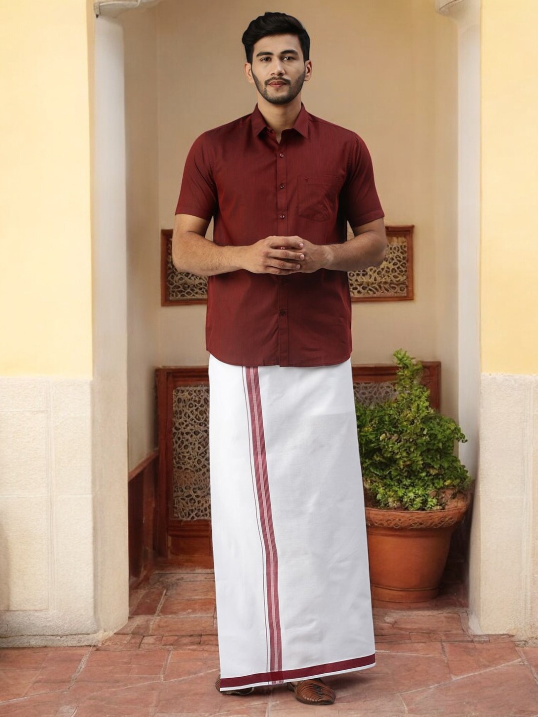 

Ramraj Short Sleeves Shirt With Border Detailed Veshti, Maroon